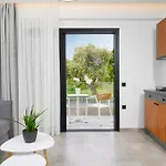 Nuevo Hotel *