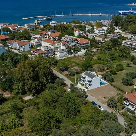 Nuevo Hotel